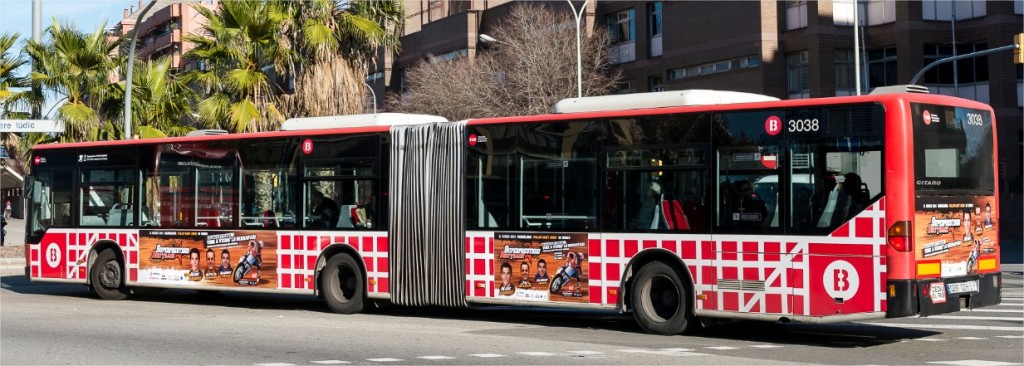 publicidad autobús de agencia comunicación para startups